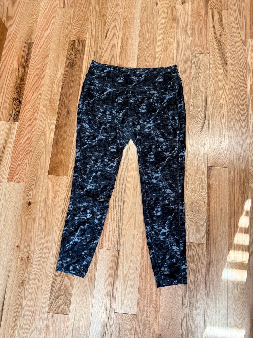 Tangerine women’s grey/black Marbled Active Leggings-M